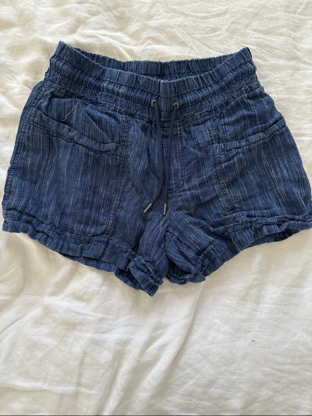 Athleta linen denim shorts